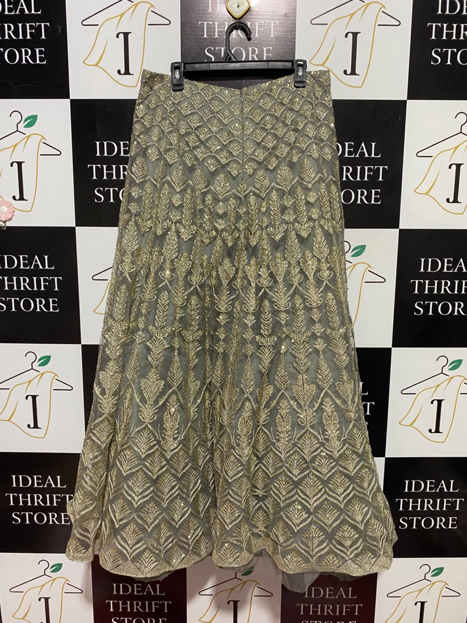 |L| WAIST 32| B32| WOMEN'S LUXURY GOLD EMBROIDERED LEHENGA SKIRT