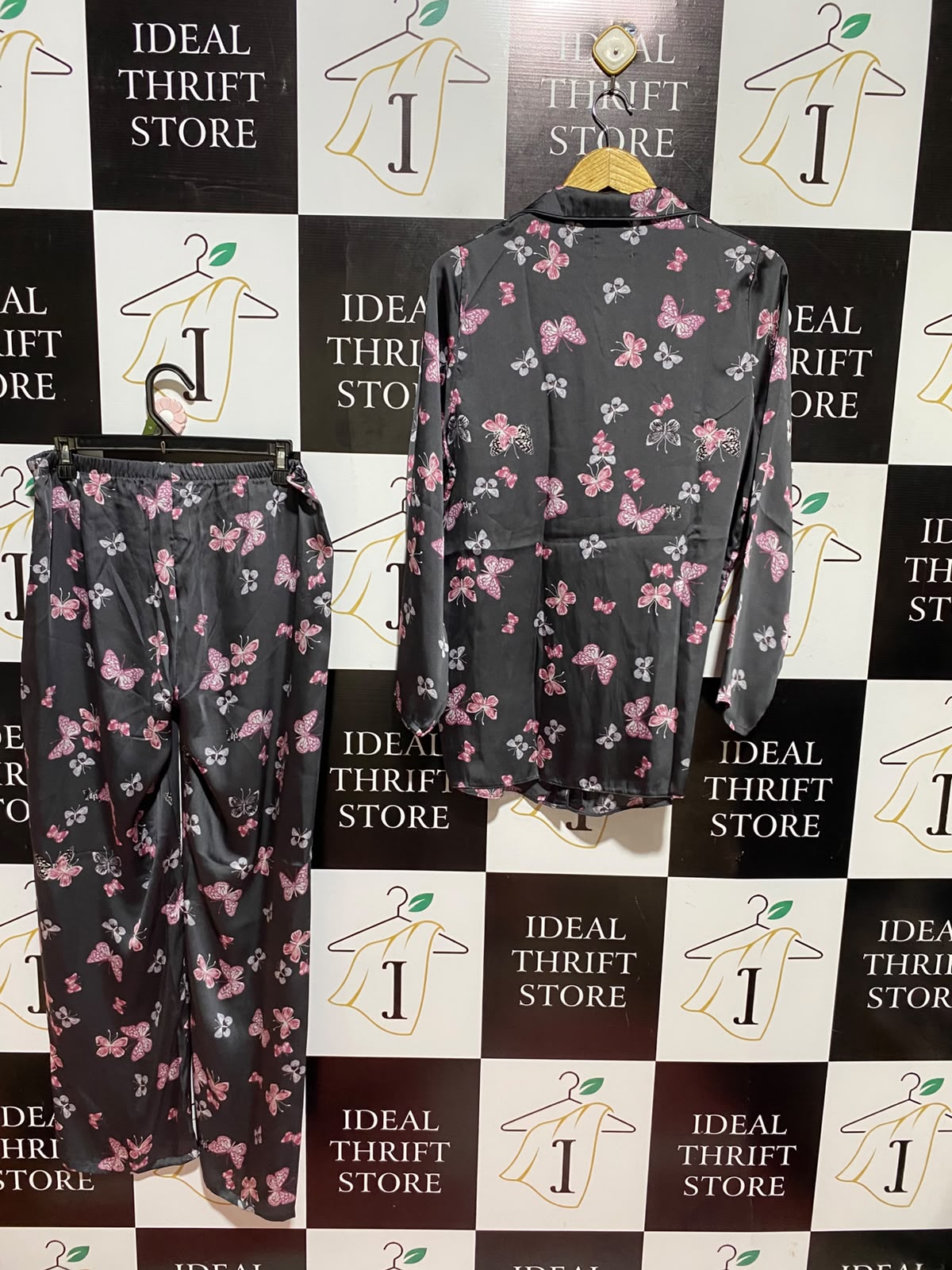 TIME TO DREAM |L| A1| BLACK & PINK BUTTERFLY PRINT SATIN PYJAMA SET