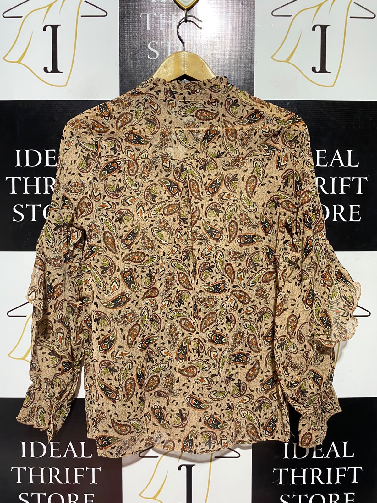 PAPAYA |S| BUST 18| A1| TAN PAISLEY PRINT RUFFLE SLEEVE TIE NECK BLOUSE
