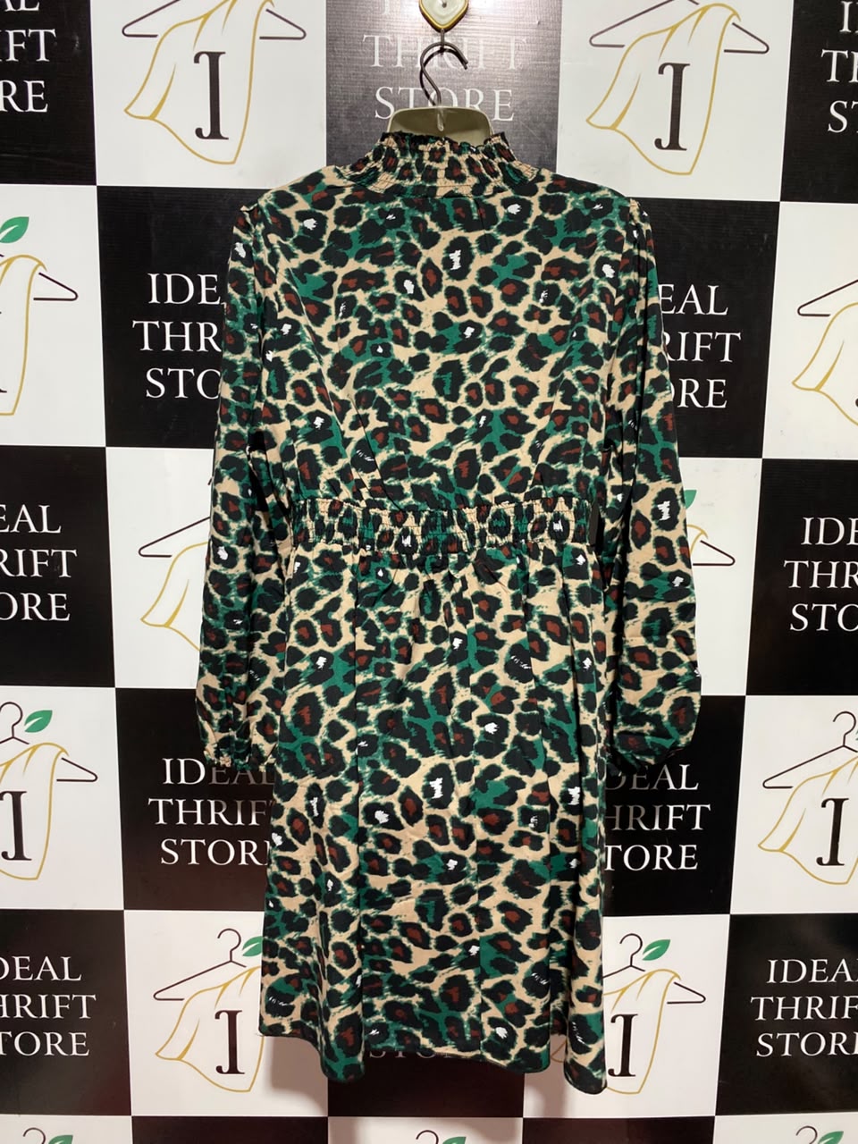 SHEIN CURVE |XL| BUST 19| A1| VIBRANT EMERALD GREEN AND TAN LEOPARD PRINT SMOCKED MOCK NECK MIDI DRESS