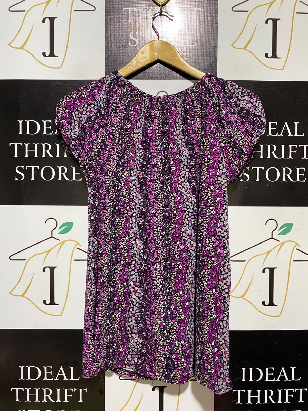 TU |M| BUST 17| A2| VIBRANT PURPLE DITSY FLORAL PRINT SHORT SLEEVE PEASANT TOP