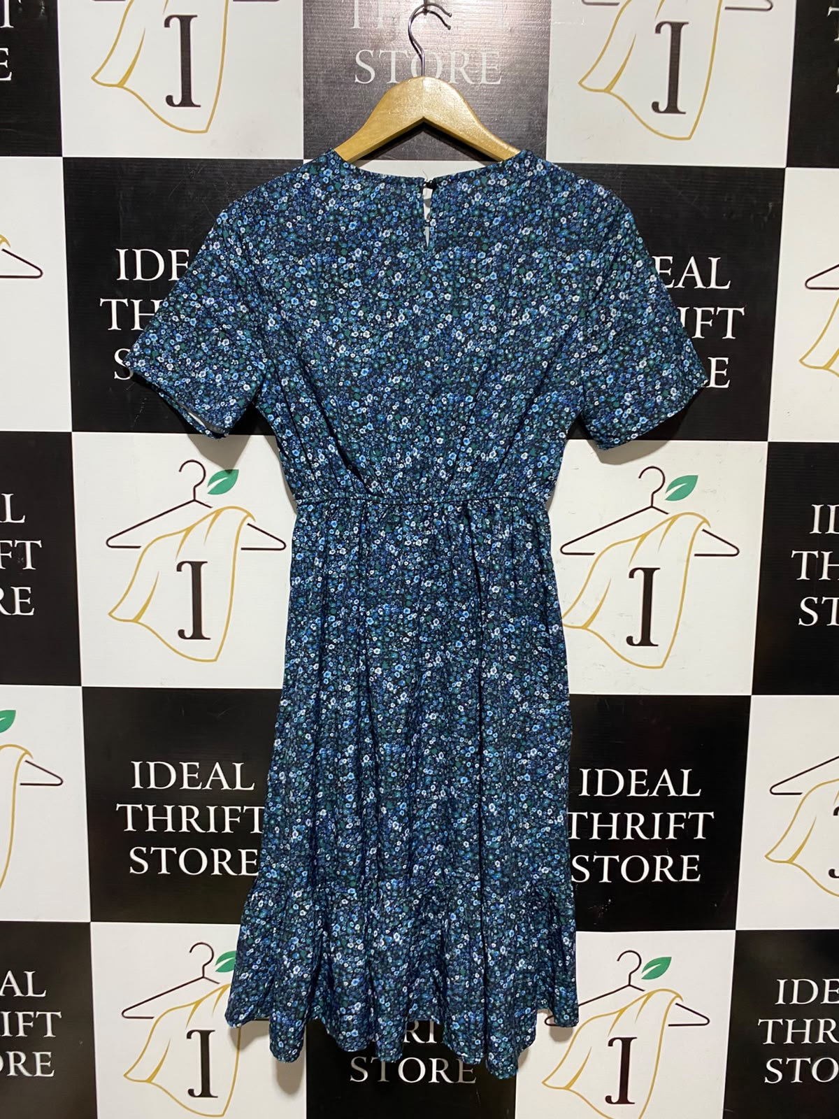 BOTURE |XS| BUST 16| A4| BLUE DITSY FLORAL SHORT SLEEVE CINCHED WAIST MIDI DRESS