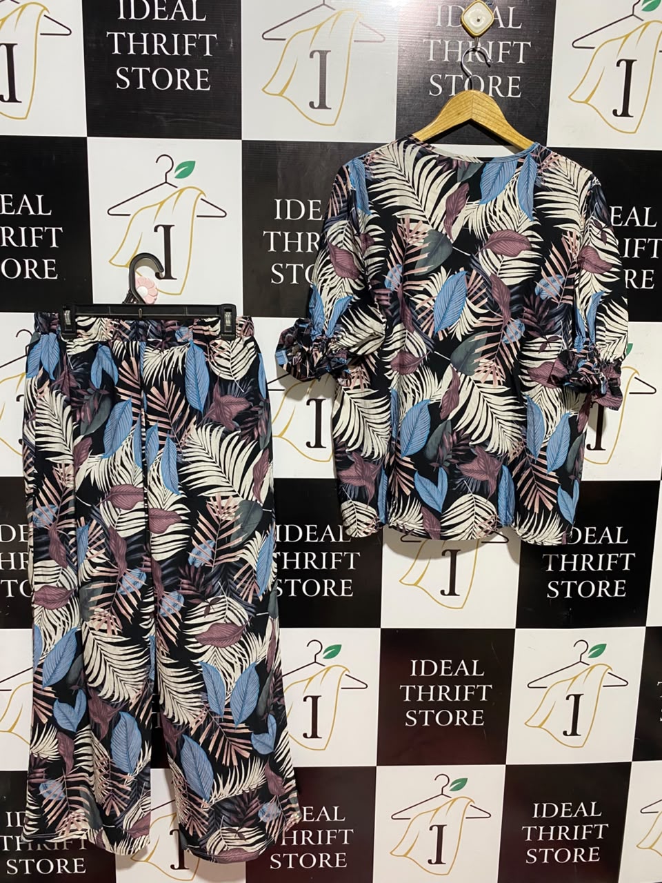 CMF |XL| A4| VIBRANT TROPICAL PRINT MATCHING CO-ORD SET