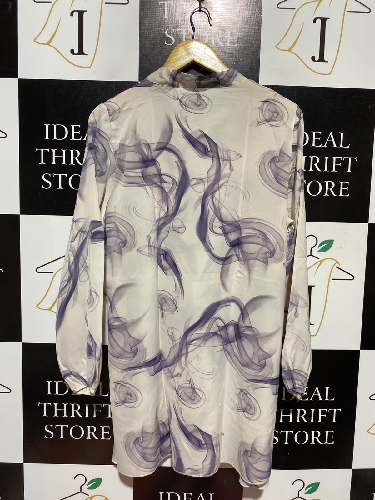 BILLY MAX |L| BUST 21| A4| ELEGANT PURPLE SMOKE-PRINT TIE-NECK BLOUSE