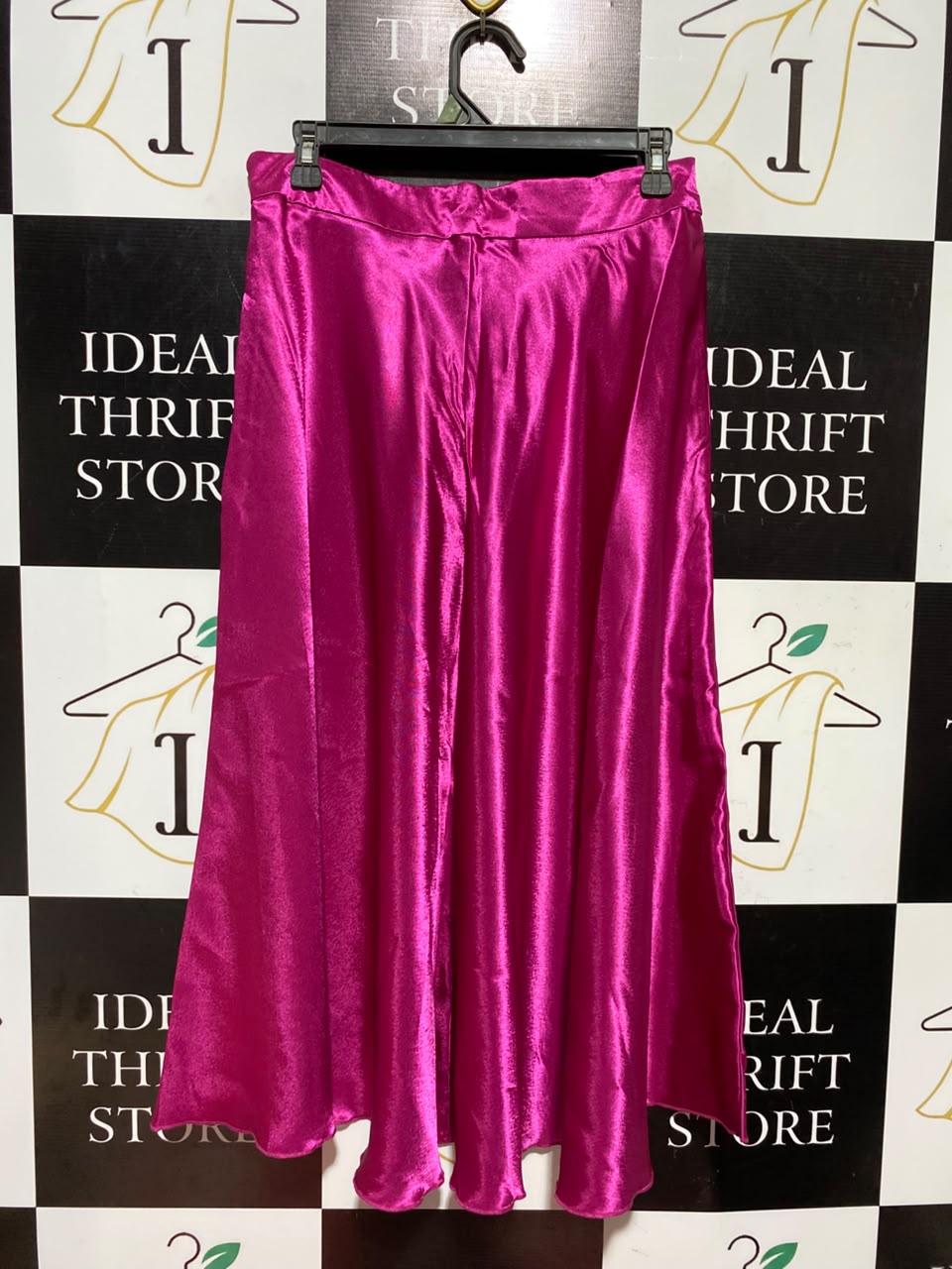 BOOHOO |L| WAIST 30| A5| HOT PINK SATIN HIGH-WAISTED MAXI SKIRT