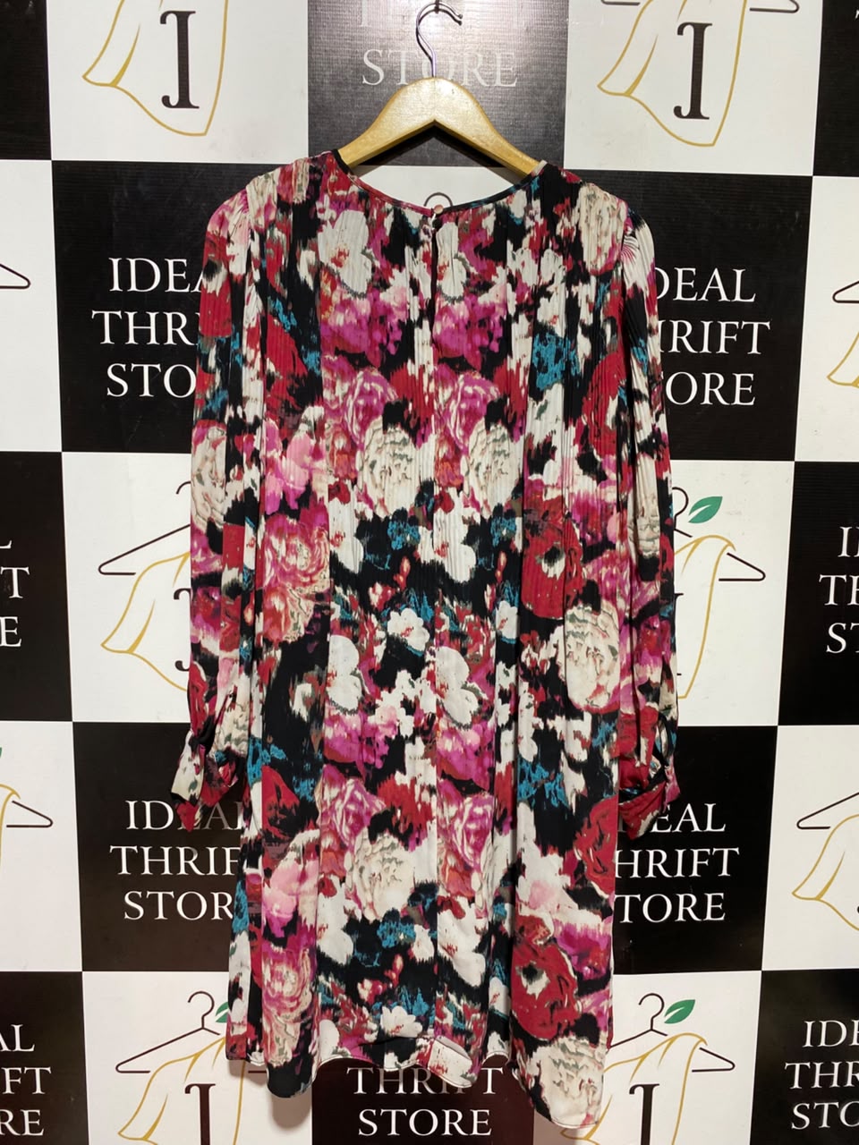 SOON |M| BUST 19| A5| VIBRANT FLORAL PRINT LONG-SLEEVE MINI DRESS - PLEATED SHIFT DRESS