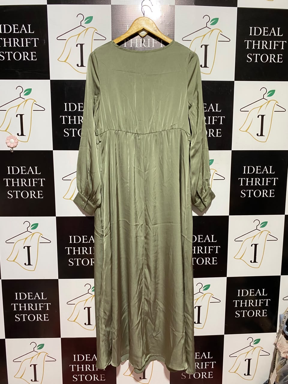 SHEIN |L| BUST 19| A6| SAGE GREEN SATIN SURPLICE V-NECK MAXI DRESS
