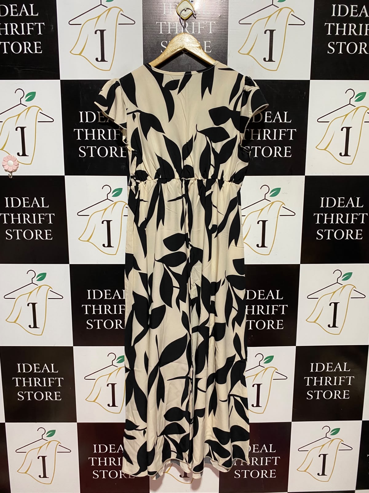 SHEIN |L| BUST 18| A9| MONOCHROME LEAF PRINT WRAP MAXI DRESS - BLACK & CREAM