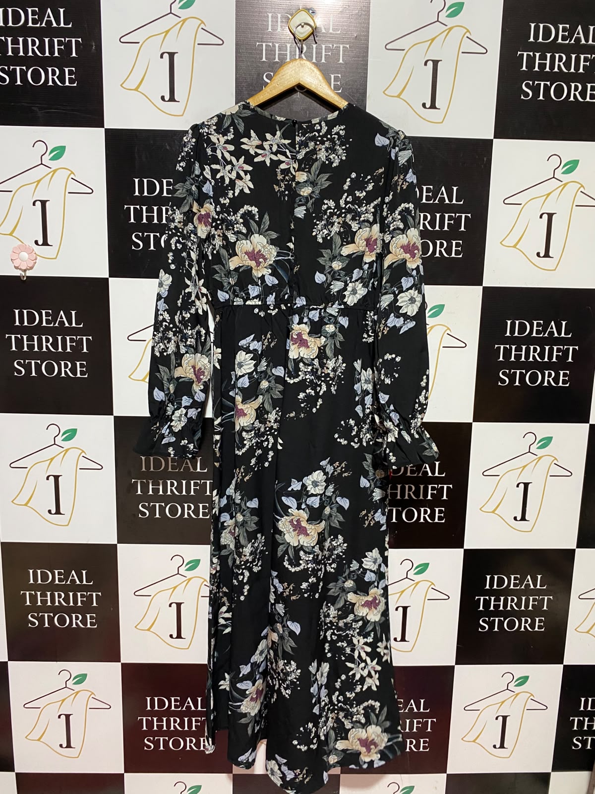 SHEIN |L| BUST 20| A11| FLORAL PRINT LONG SLEEVE MAXI DRESS - BLACK
