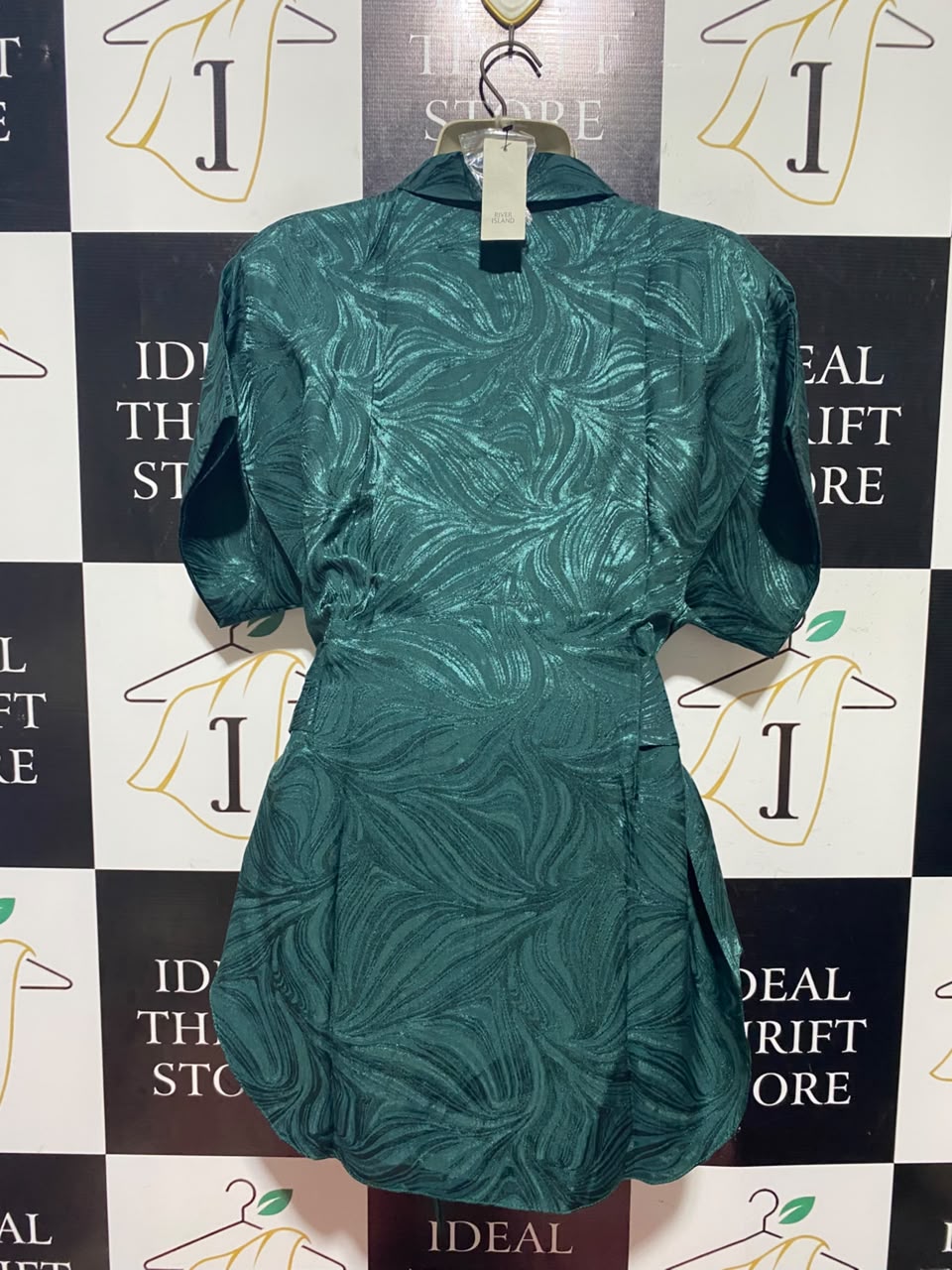RIVER ISLAND |S| BUST FREE| A11| SHIMMER TEXTURED BELTED BUTTON-DOWN SHIRT - EMERALD GREEN