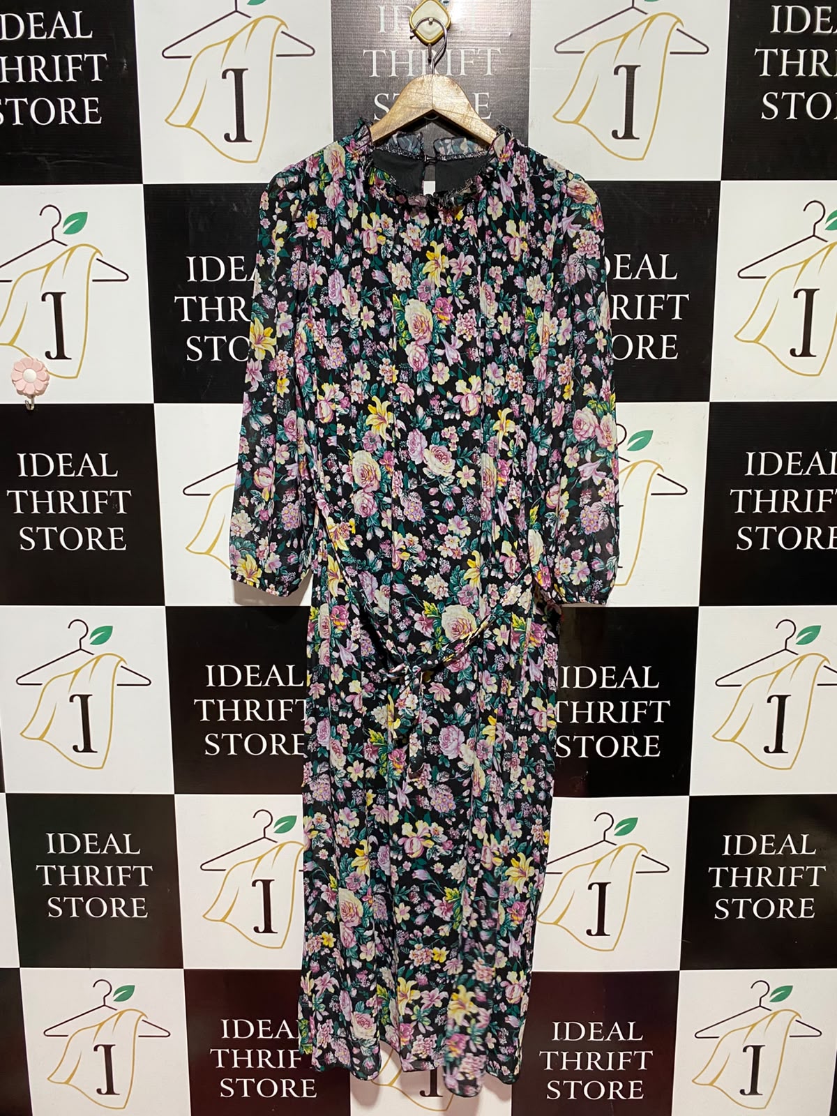 |L| BUST 19| A11| FLORAL PRINT HIGH-NECK TIE-WAIST MIDI DRESS - BLACK MULTI