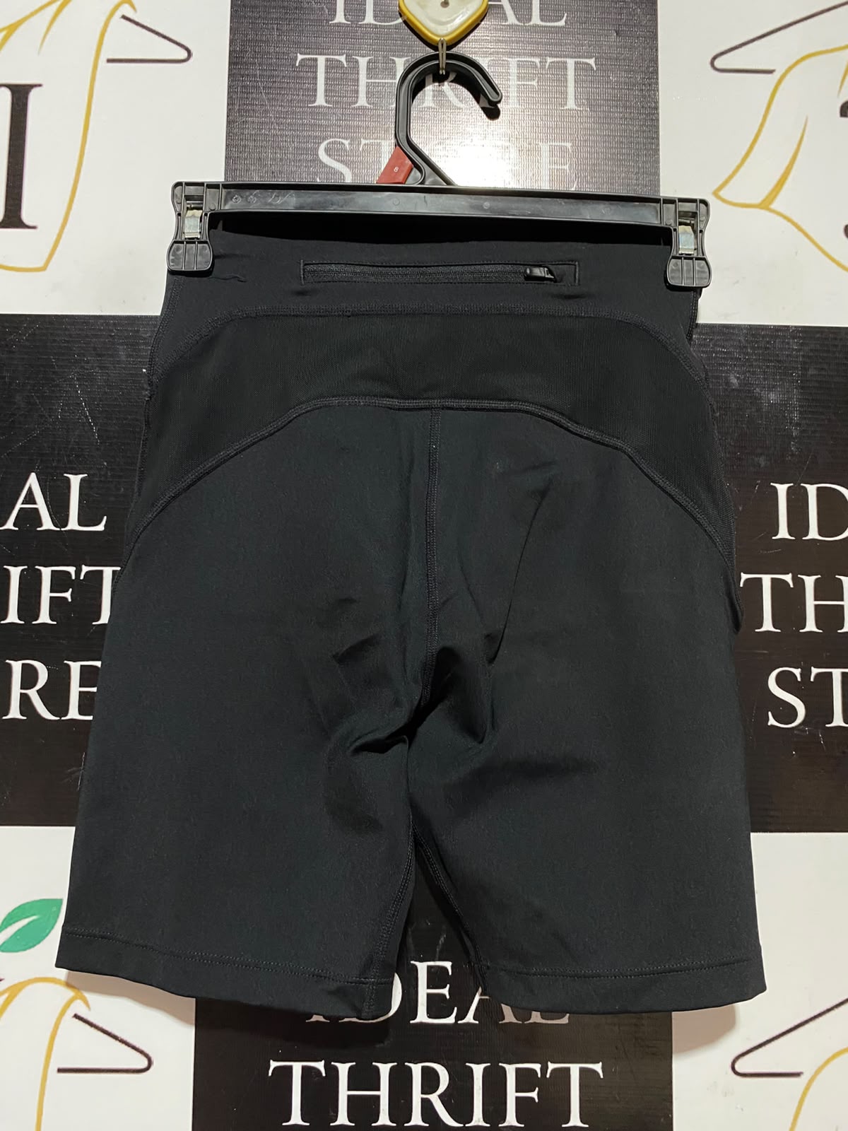 NIKE |XS| WAIST 22| A9| HIGH-WAISTED DRAWSTRING BIKER SHORTS - BLACK