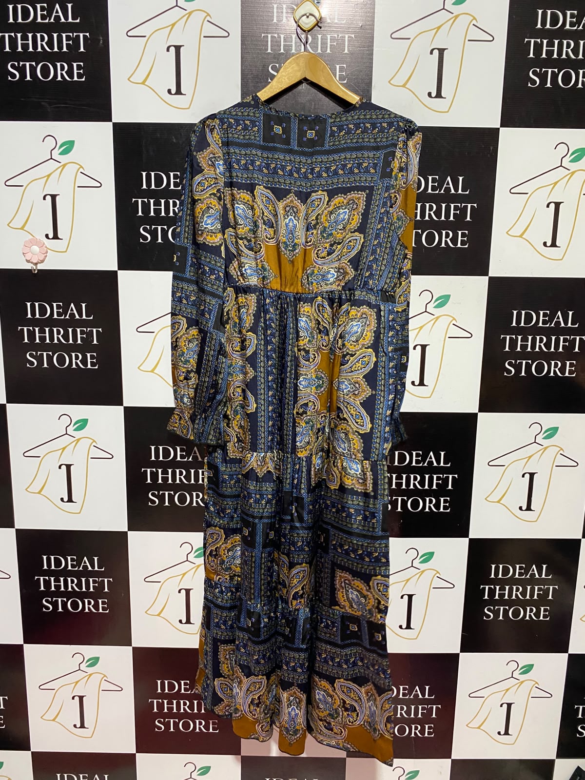 |L| BUST 19| A12| WOMEN'S VINTAGE PAISLEY PRINT TIE-NECK TIERED MAXI DRESS