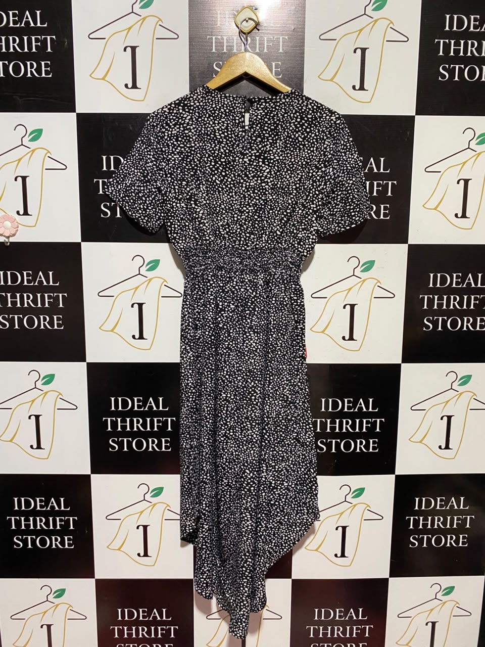 SHEIN |M| BUST 17| A11| WOMEN'S BLACK & WHITE SPECKLED ANIMAL PRINT ELASTIC WAIST MIDI DRESS