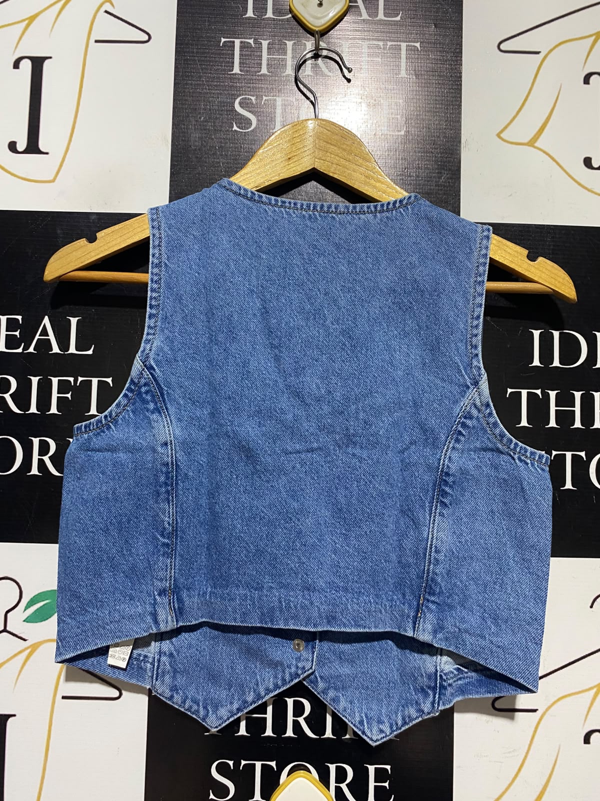 ZARA |XS| BUST 15| A15| BLUE DENIM BUTTON-UP VEST - CROPPED DENIM WAISTCOAT