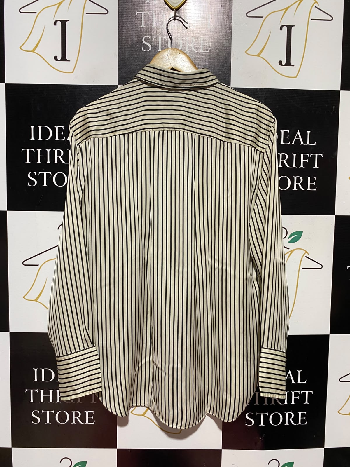 H&M |S| BUST 22| A15| CREAM & BLACK VERTICAL STRIPED BUTTON-DOWN SHIRT - LONG SLEEVE CLASSIC SATIN BLOUSE