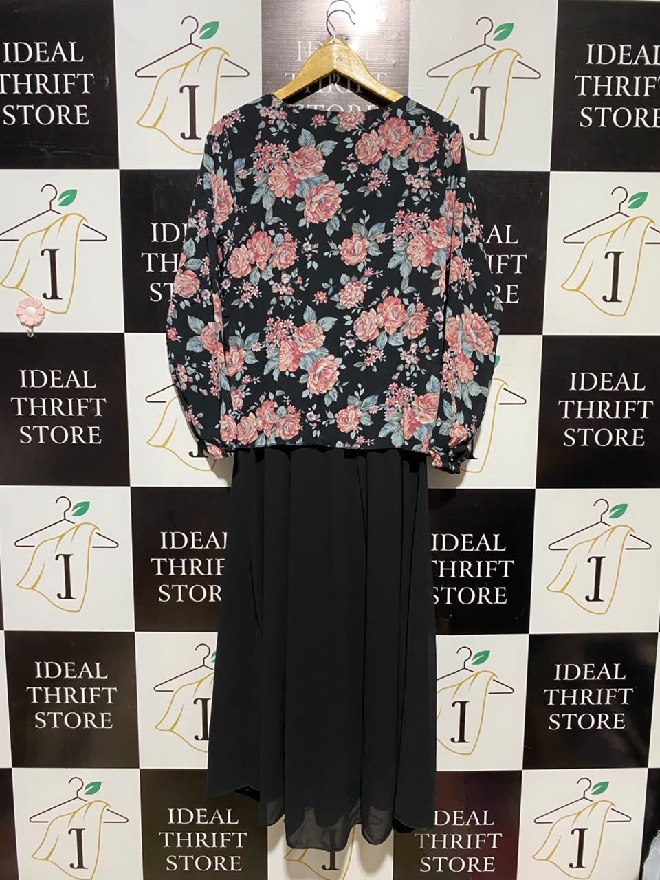 |L| BUST 20| A16| WOMEN'S BLACK & PINK FLORAL 2-PIECE LOOK MAXI DRESS