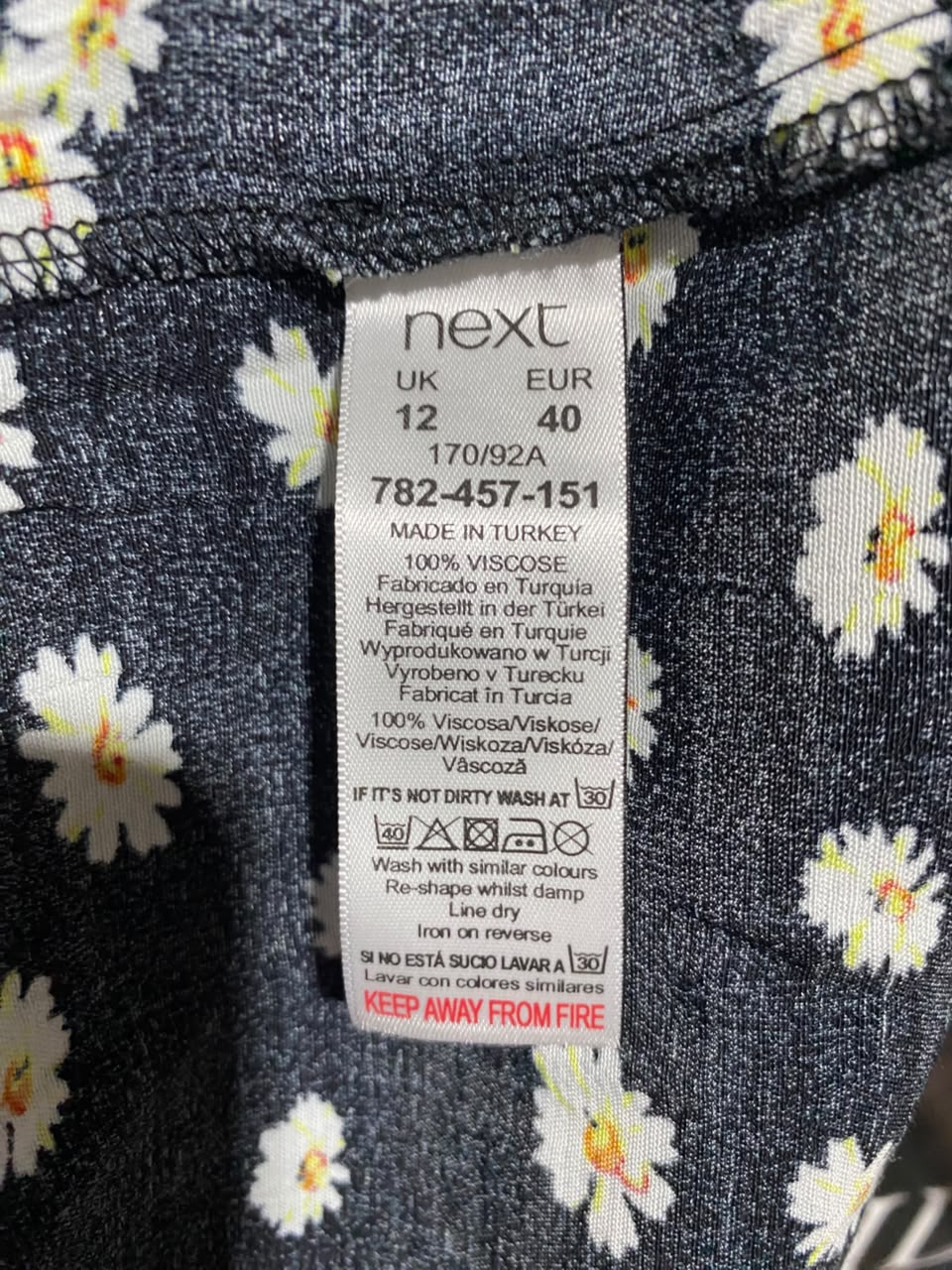 NEXT |L| BUST 19| A15| WOMEN'S BLACK DAISY FLORAL PRINT MAXI DRESS