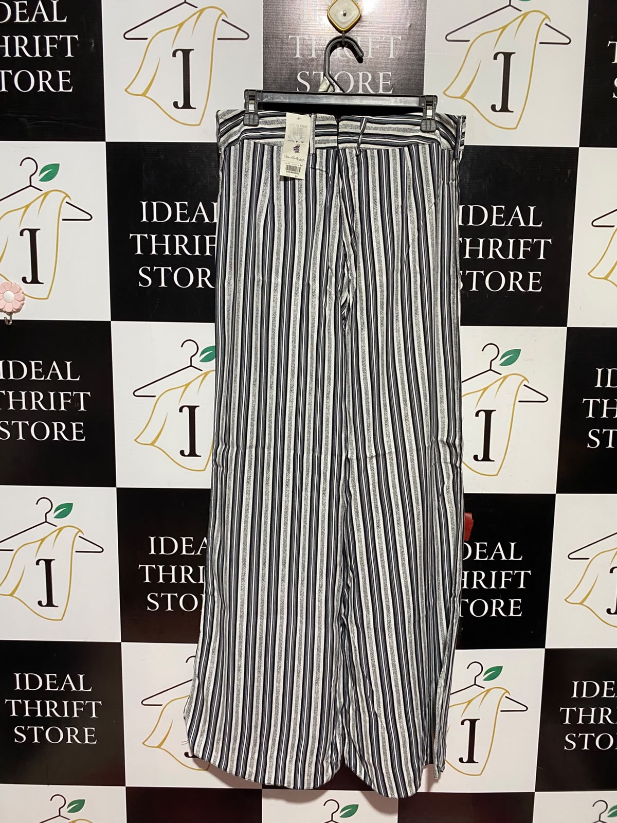 MISS SELFIDGE |L| WAIST 32| A17| WOMEN'S STYLISH BLACK AND WHITE STRIPED WIDE-LEG TROUSERS