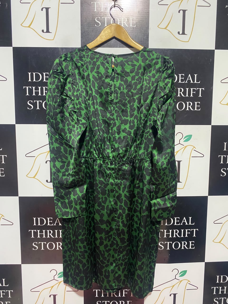 GEORGE |L| BUST 20| A17| WOMEN'S BOLD GREEN & BLACK ANIMAL PRINT LONG-SLEEVE DRESS