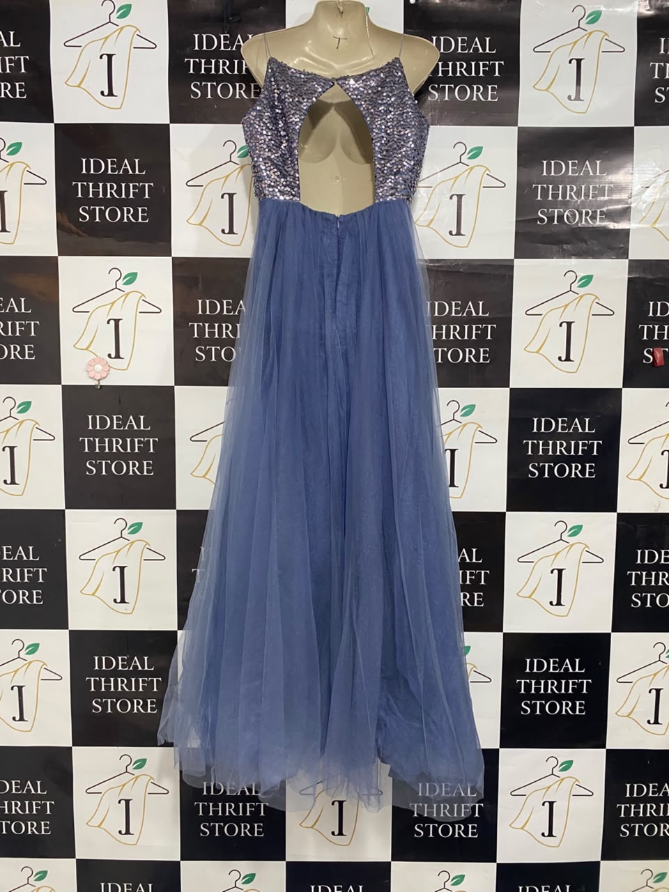 VERA MONT |L| BUST 20| C9| DUSTY BLUE SEQUIN BODICE TULLY MAXI DRESS