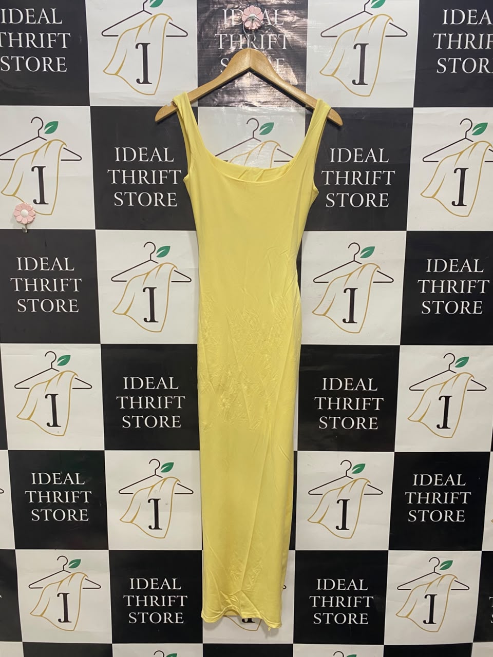 SHEIN |S| BUST 14| A20| YELLOW CUTOUT KNOT-DETAIL MIDI DRESS SLEEVELESS BODYCON DRESS