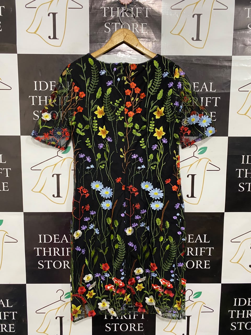 M&S |M| BUST 17| A22| BLACK MESH SHORT SLEEVE SHEATH DRESS WITH MULTICOLOR FLORAL EMBROIDERY AND VIBRANT BOTANICAL ACCENTS