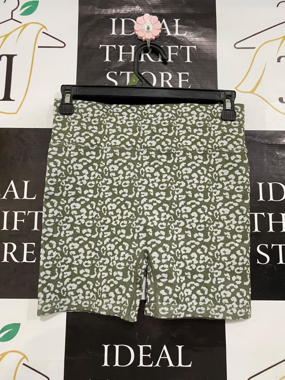ANKO |S| WAIST 26| A22| OLIVE GREEN LEOPARD PRINT ATHLETIC BIKER SHORTS | HIGH-WAISTED SEAMLESS WORKOUT SHORTS