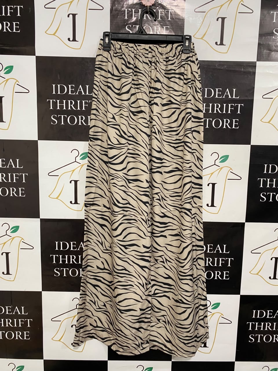SHEIN |XS| WAIST 24| A22| BEIGE AND BLACK ANIMAL PRINT DRAWSTRING WIDE-LEG TROUSERS | BOLD CASUAL LOUNGE PANTS