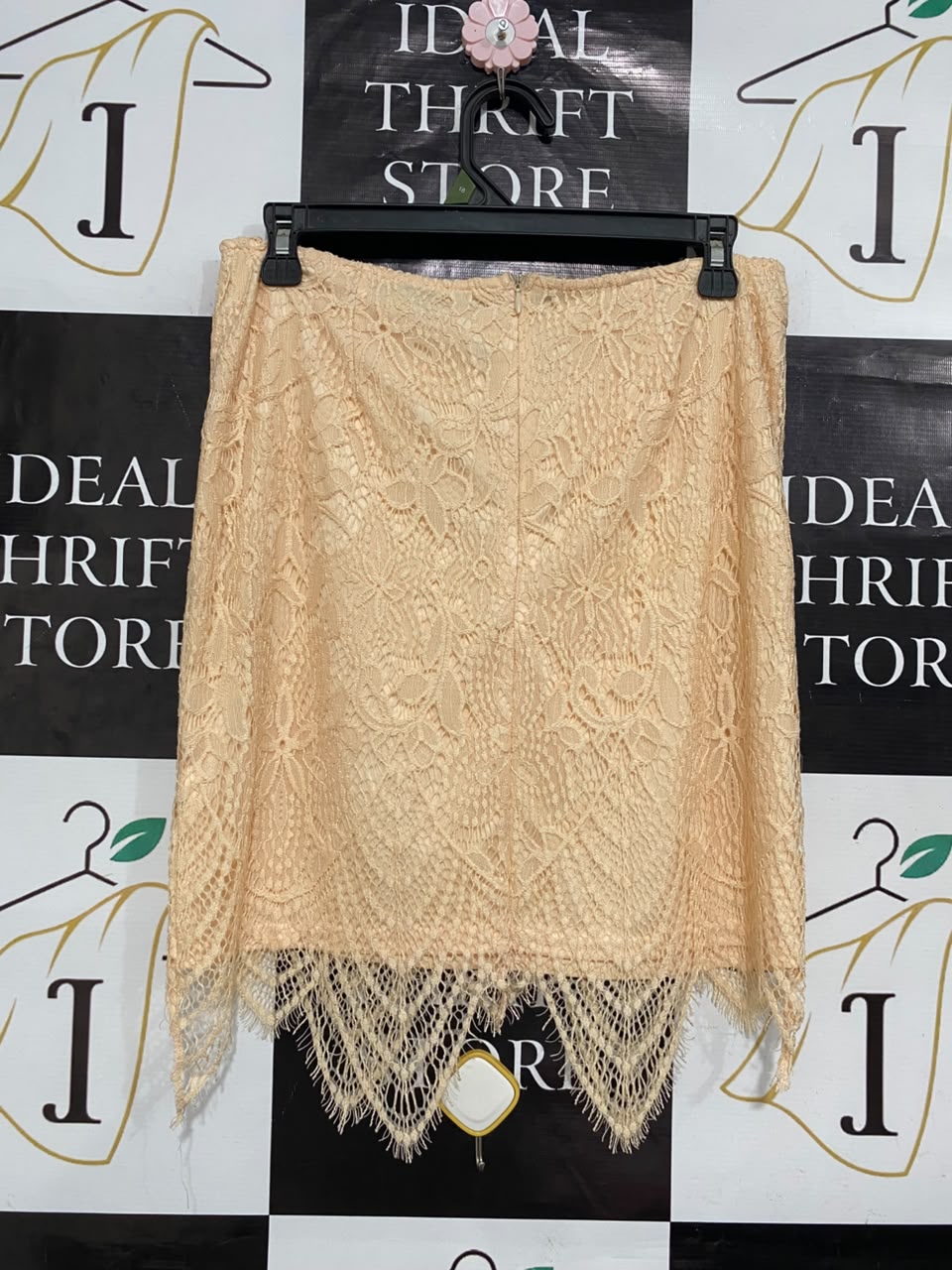 MISSGUIDED |L| WAIST 30| A22| PEACH LACE SCALLOPED HEM MINI SKIRT | ELEGANT PARTY SKATER SKIRT