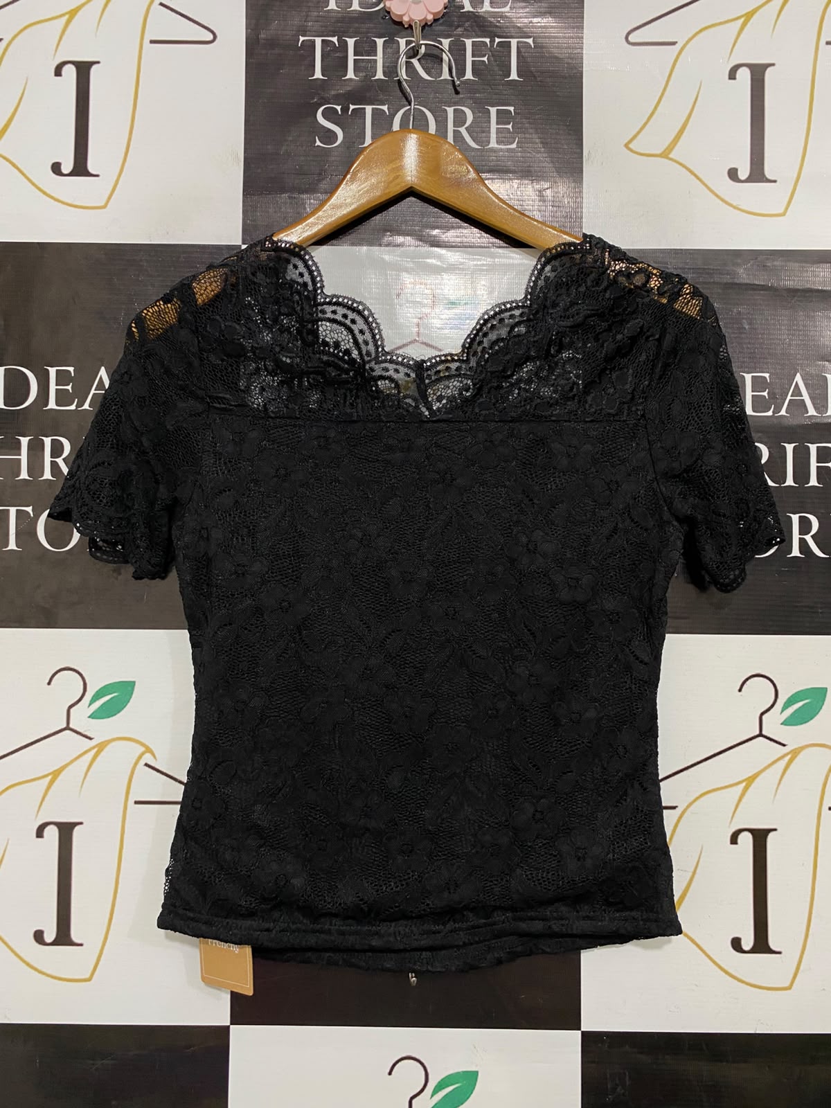 SHEIN |S| BUST 15| A24| CLASSIC BLACK FLORAL LACE SHORT-SLEEVE SCALLOPED NECK BLOUSE | ELEGANT SHEER-ACCENTED TOP
