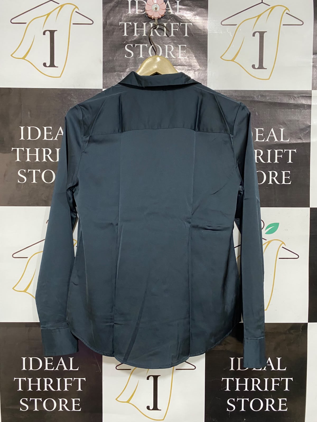 H&M |M| BUST 17| A24| DARK FOREST GREEN SATIN V-NECK LONG-SLEEVE BUTTON-UP BLOUSE | ELEGANT TAILORED SHIRT