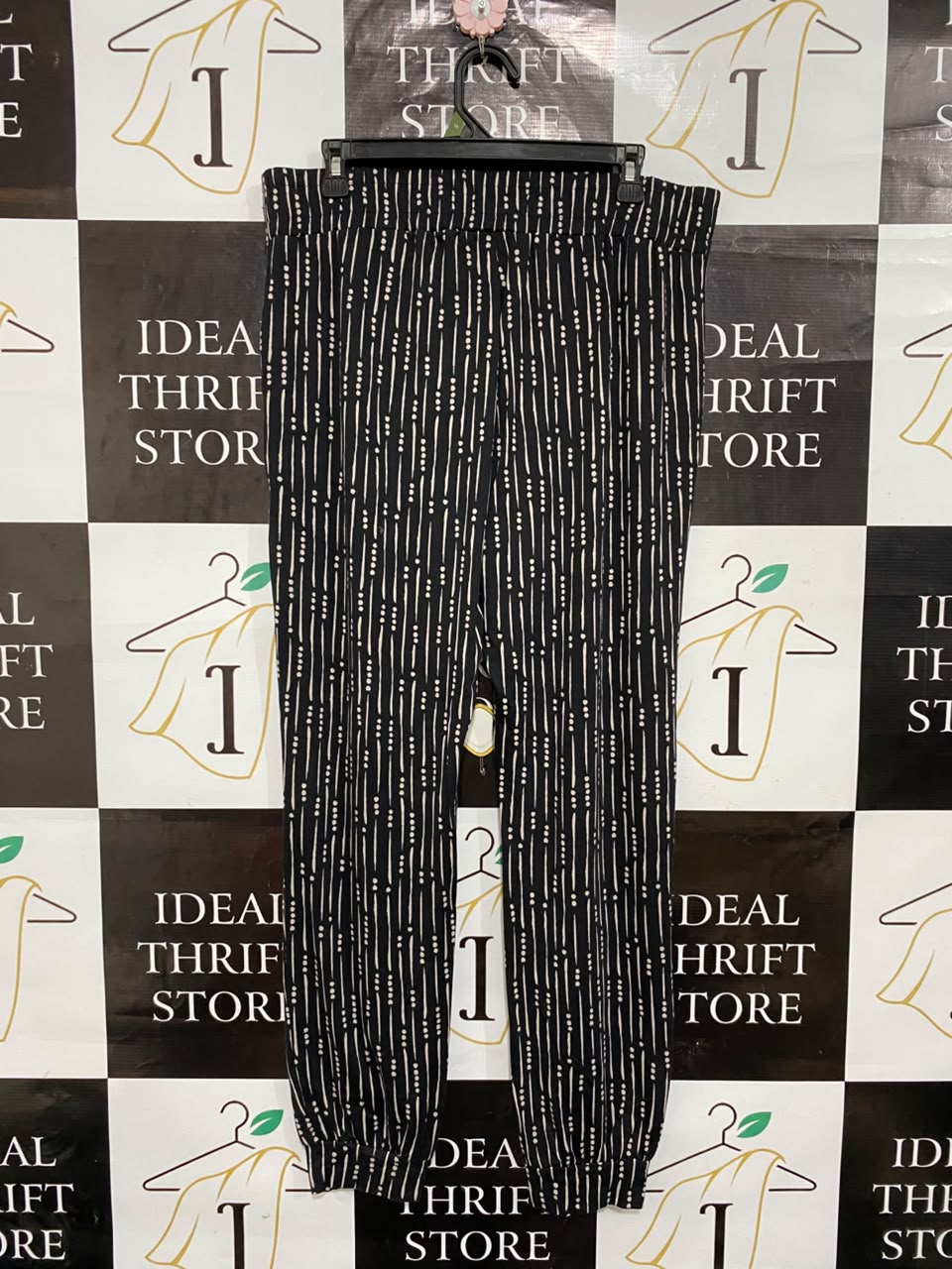 PRIMARK |XL| WAIST 34| A24| BLACK AND BEIGE DASHED STRIPE JOGGER LOUNGE PANTS