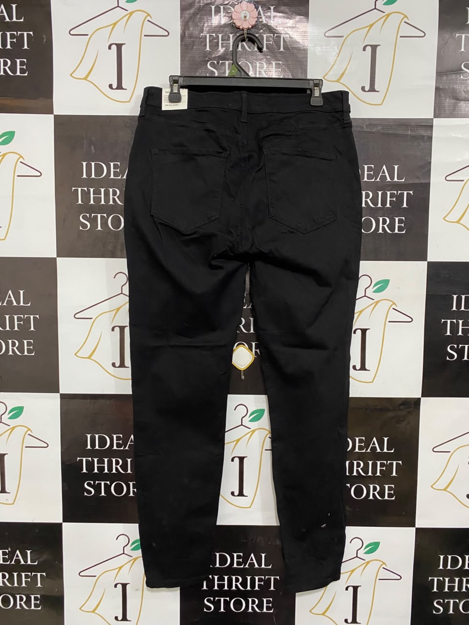 DENIM 365 |XL| WAIST 32| A24| BLACK SLIM-FIT JEANS WITH ZIP POCKETS
