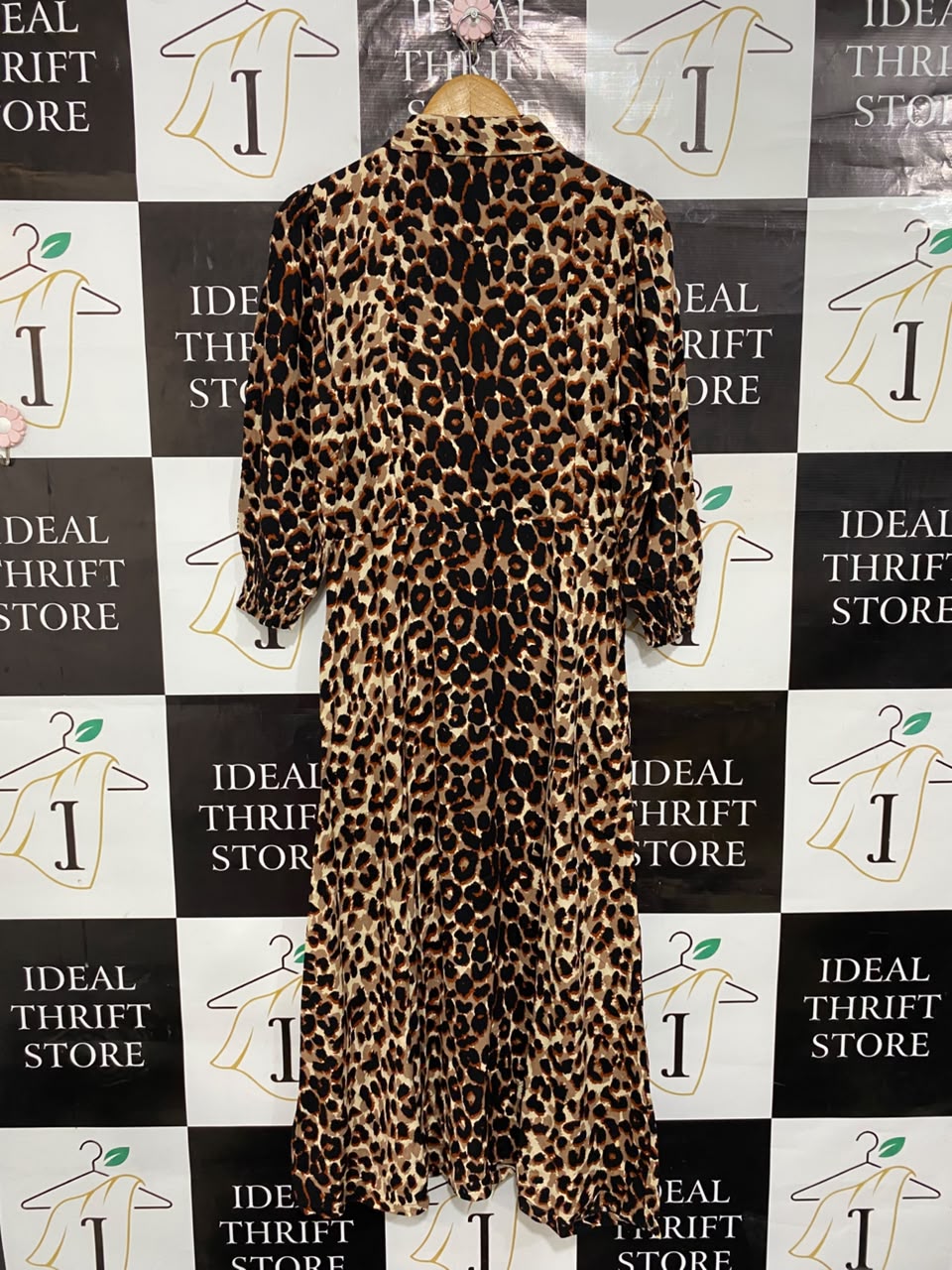 NEXT |L| BUST 19| A24| LEOPARD PRINT BUTTON-FRONT MIDI DRESS