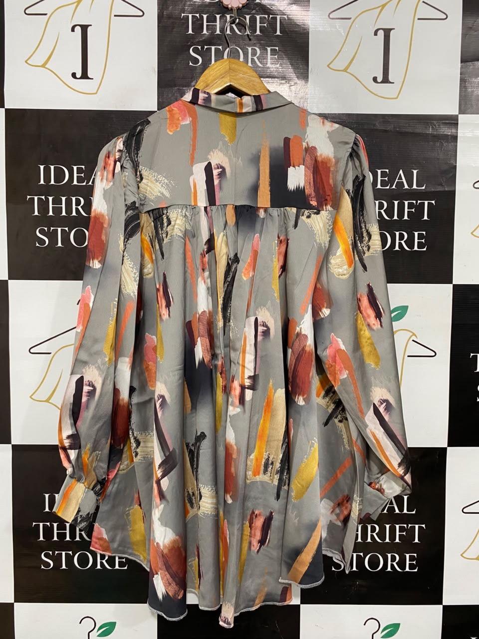 JENERIQUE |M| BUST FREE| A25| ABSTRACT BRUSHSTROKE PRINT TIE-NECK LONG SLEEVE BLOUSE