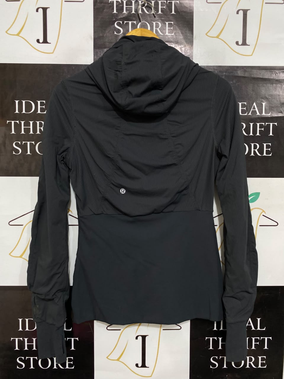 LULULEMON |M| BUST 18| WOMEN'S BLACK FULL-ZIP HOODED ATHLETIC JACKET WITH THUMBHOLES
