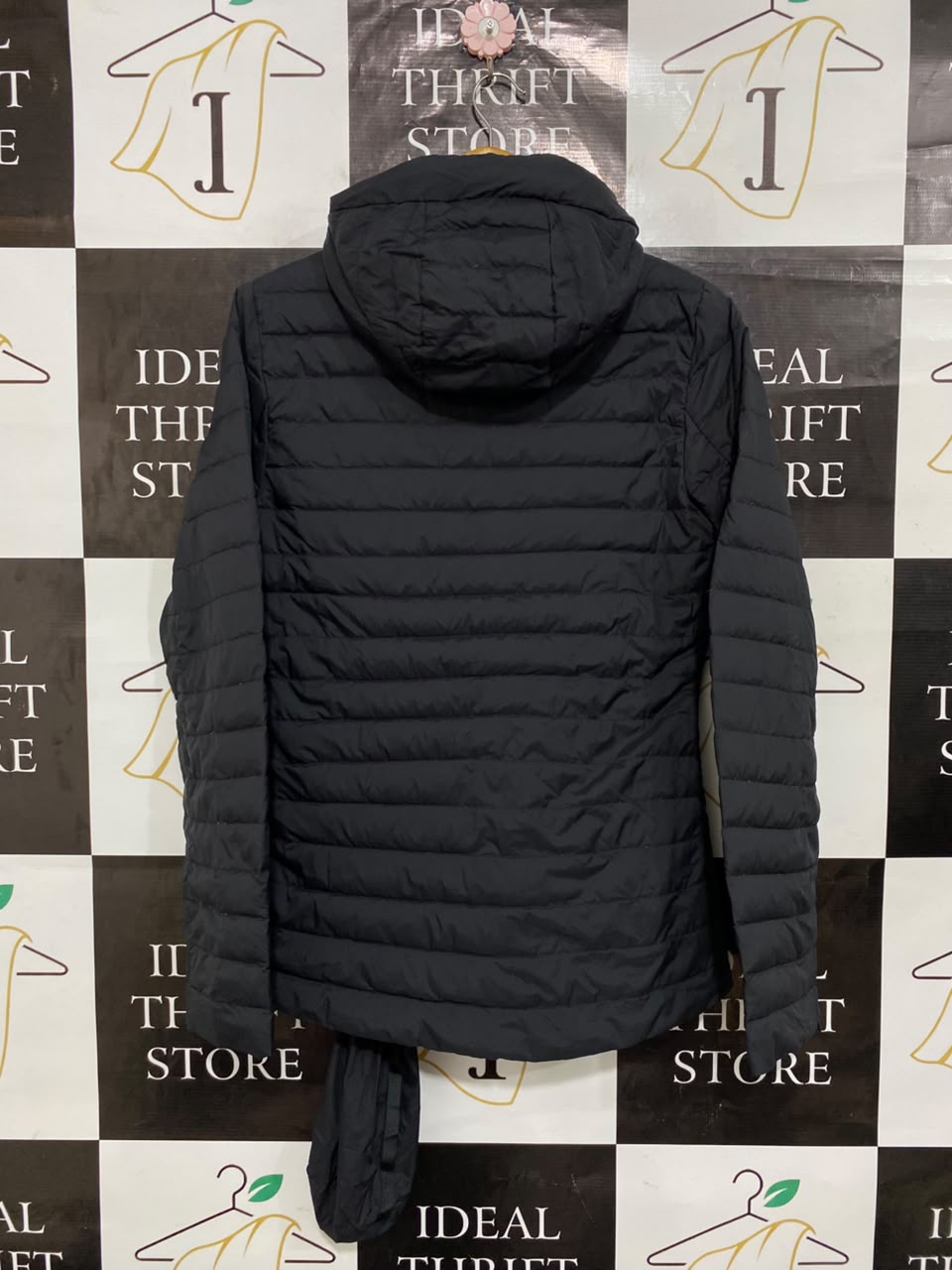 LULULEMON |M| BUST 18| WOMEN'S BLACK LIGHTWEIGHT PUFFER JACKET WITH HOOD AND PACKABLE BAG