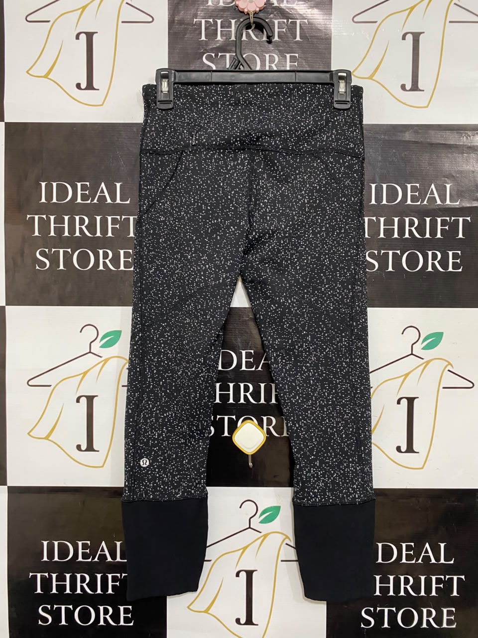LULULEMON |S| WAIST 26| BLACK & WHITE SPECKLED / PRINTED HIGH-WAISTED RUNNING LEGGINGS WITH ANKLE ZIPPERS