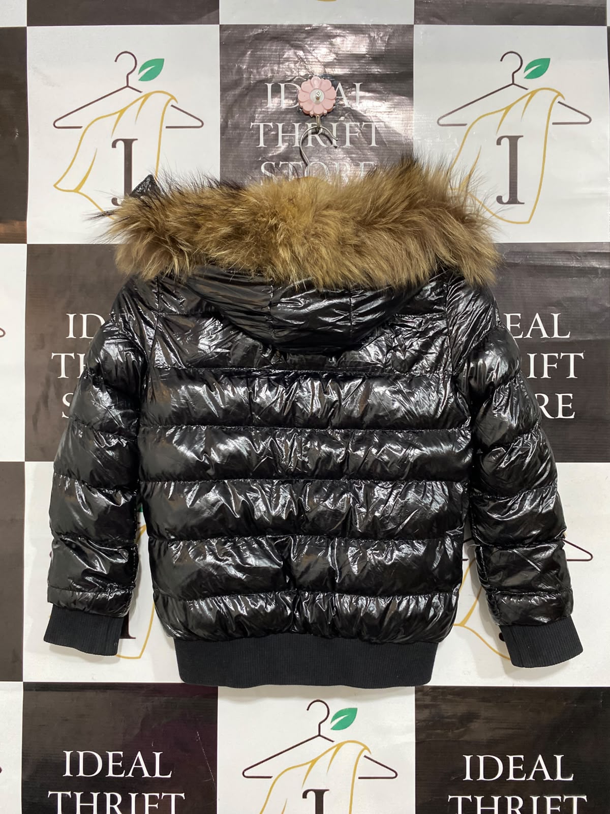 MONCLER |M| BUST 18| B32| GLOSSY BLACK PUFFER JACKET WITH FAUX FUR HOOD WINTER OUTERWEAR