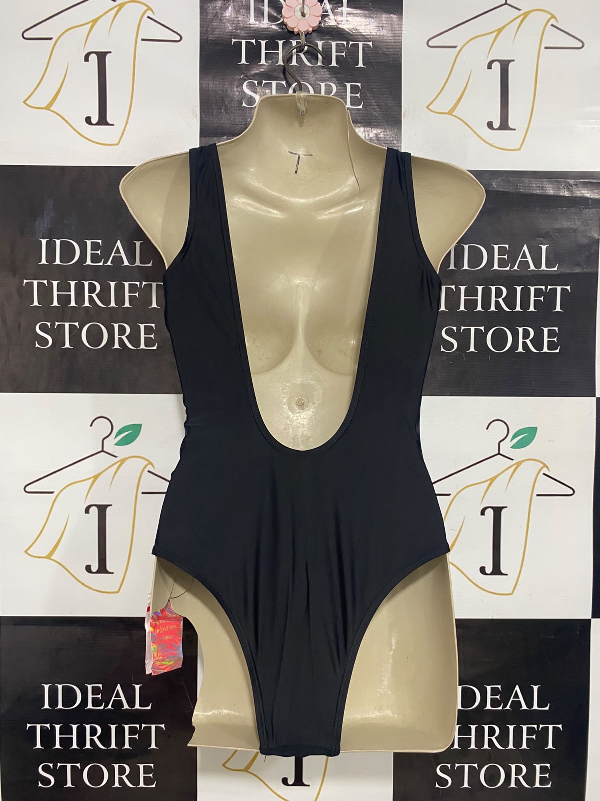 SINSAY |S| BUST 16| A27| CLASSIC BLACK SCOOP-NECK ONE-PIECE SWIMSUIT