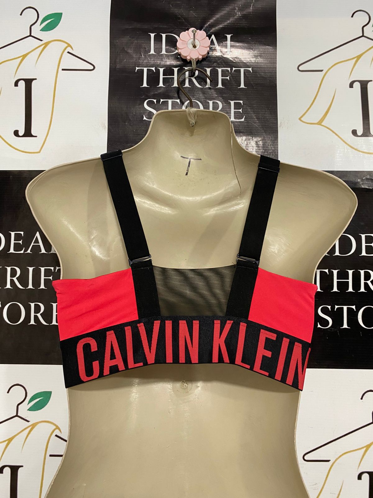 CALVIN KLEIN |L| BUST 14| A28| RED & BLACK MESH-ACCENT BRANDED ATHLETIC SPORTS BRA / CROP TOP