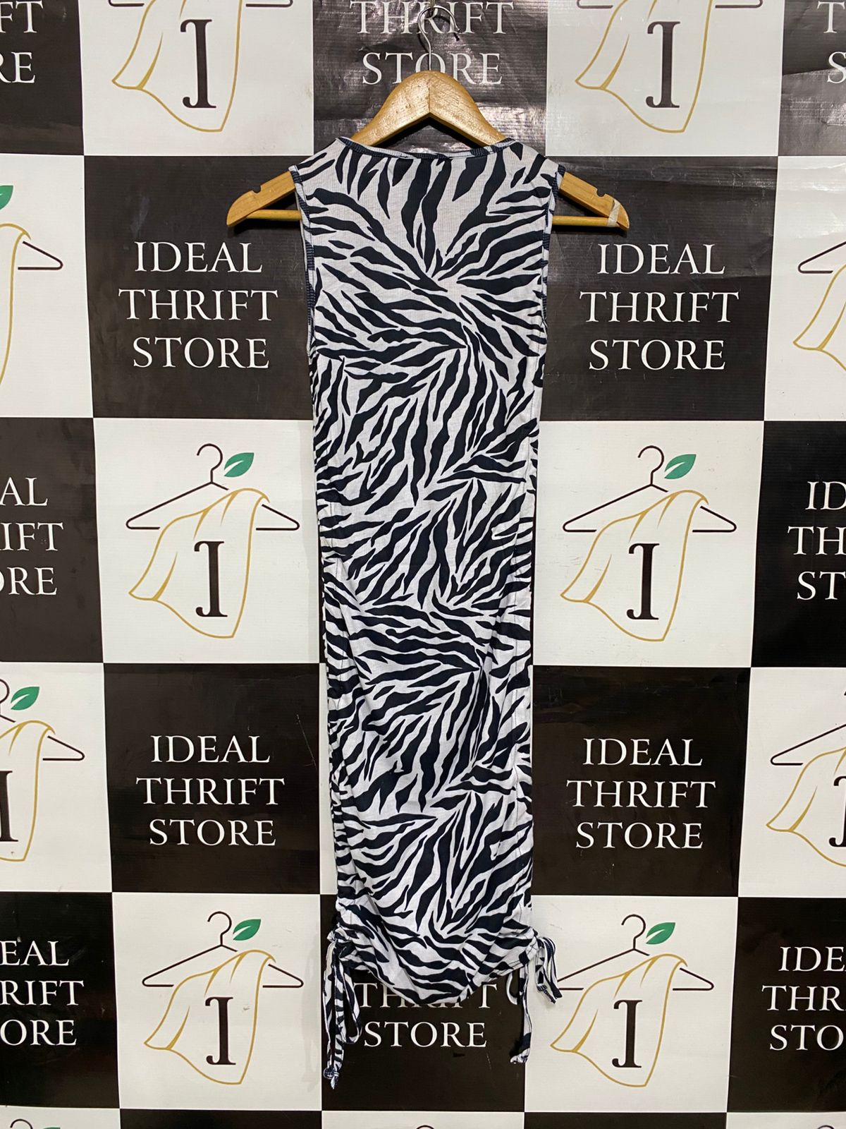 REBELLIOUS |S| BUST 12| A30| BLACK & WHITE ZEBRA PRINT SIDE-RUCHED MIDI DRESS