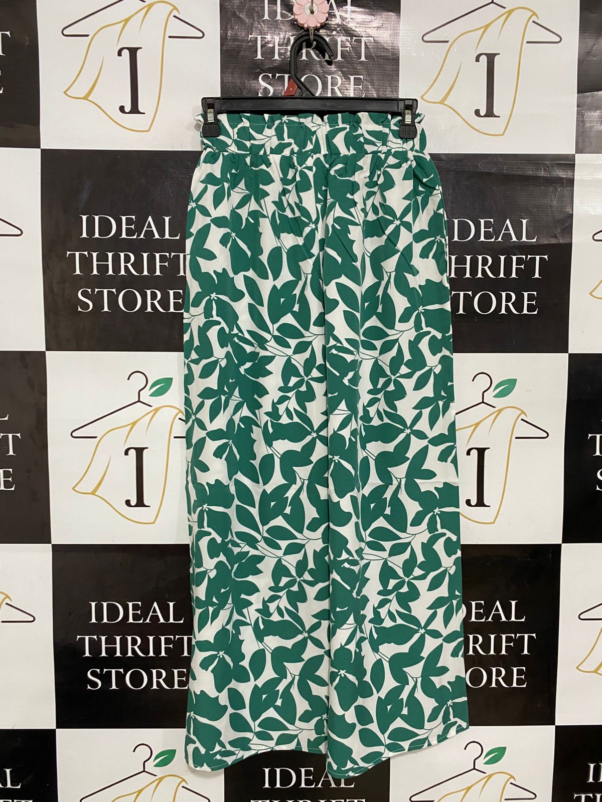 SHEIN |XS| WAIST 24| A29| GREEN & WHITE BOTANICAL LEAF PRINT WIDE-LEG LOUNGE PANTS