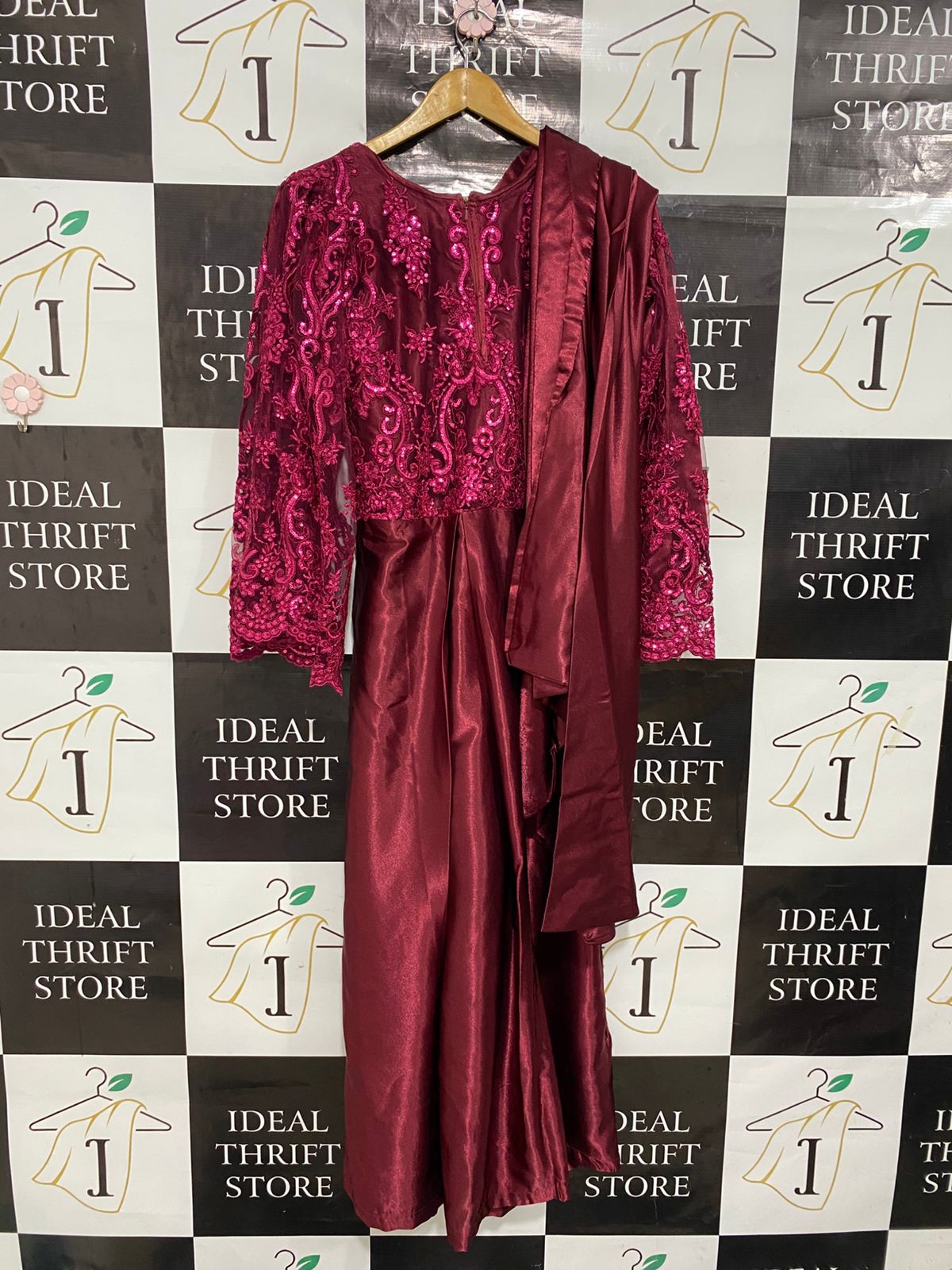 |M| BUST 18| A29| MAROON EMBROIDERED LACE ACCENTED LONG-SLEEVE MAXI DRESS WITH DRAPED SCARF