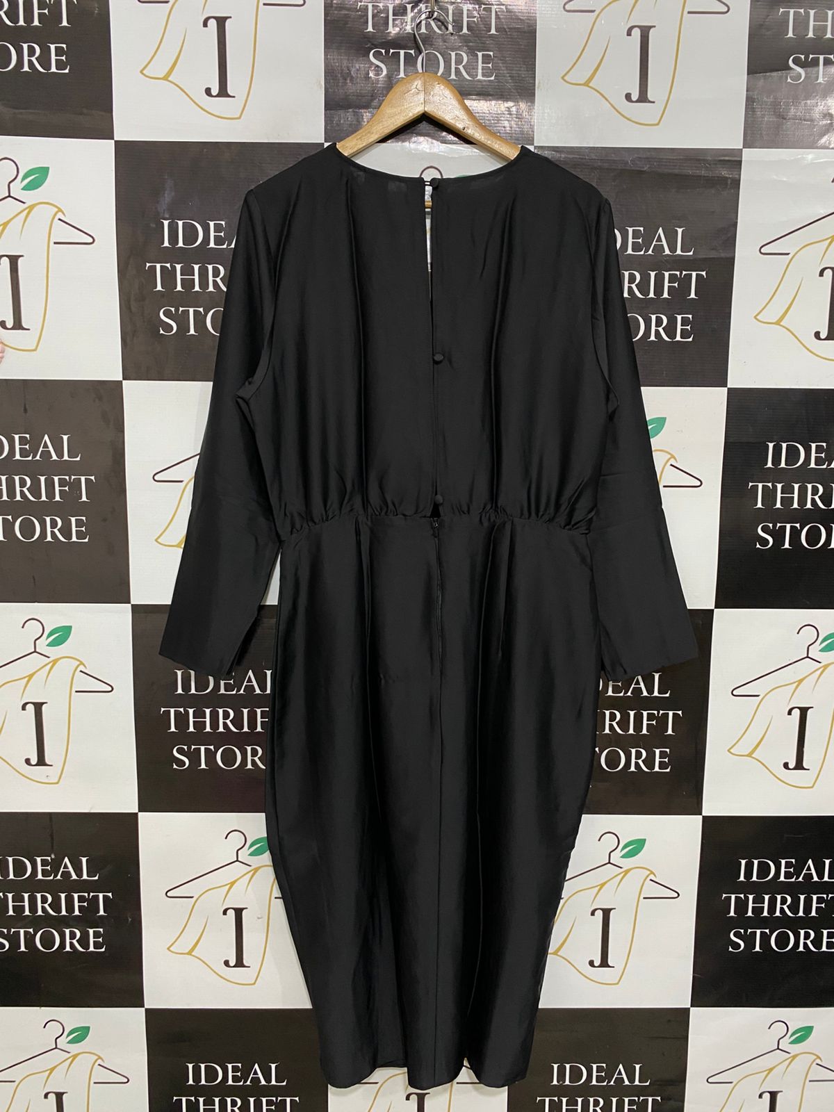 RIVER ISLAND |L| BUST 19| A29| BLACK SATIN WRAP-FRONT LONG-SLEEVE MIDI DRESS