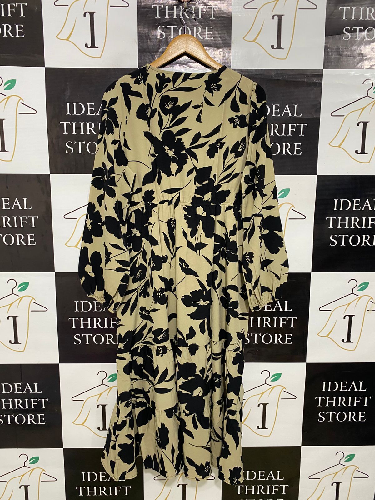 |XL| BUST 21| A31| KHAKI & BLACK BOLD FLORAL PRINT V-NECK TIERED MIDI DRESS