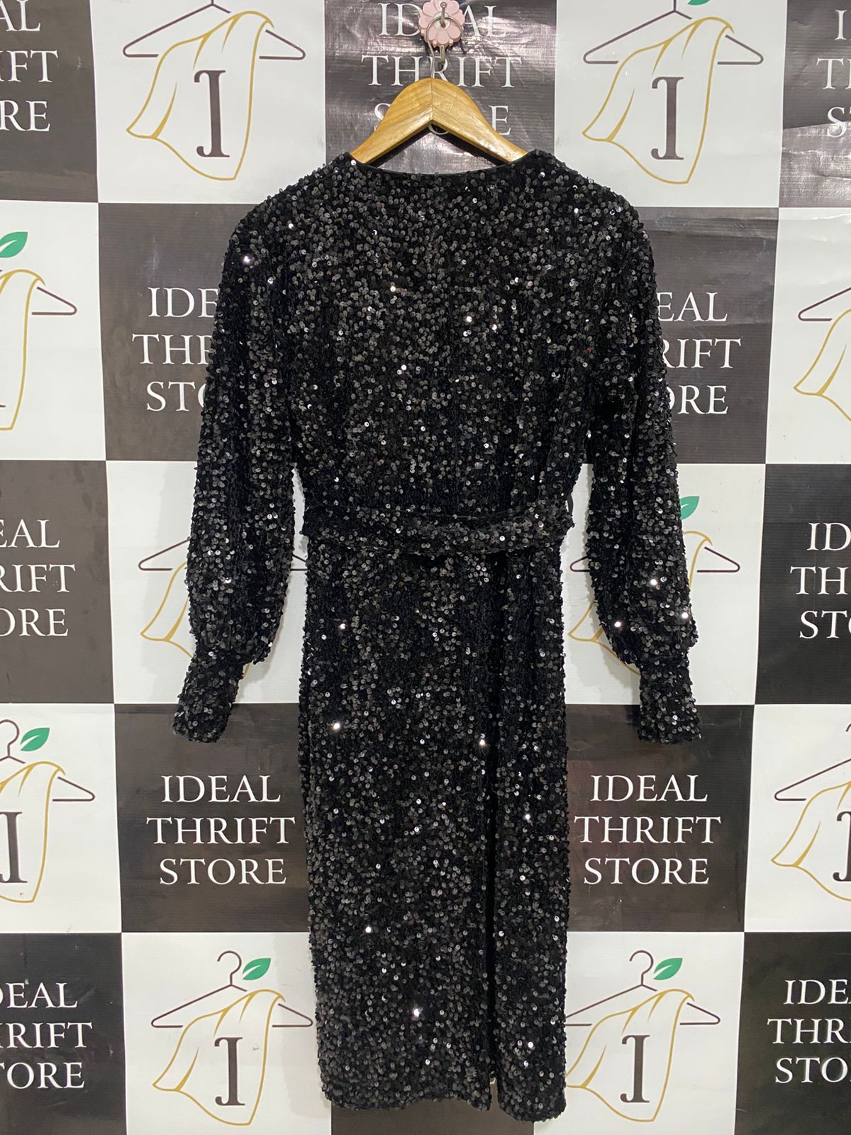 BOOHOO |S| BUST 19| A30| BLACK SEQUIN LONG-SLEEVE WRAP MIDI DRESS