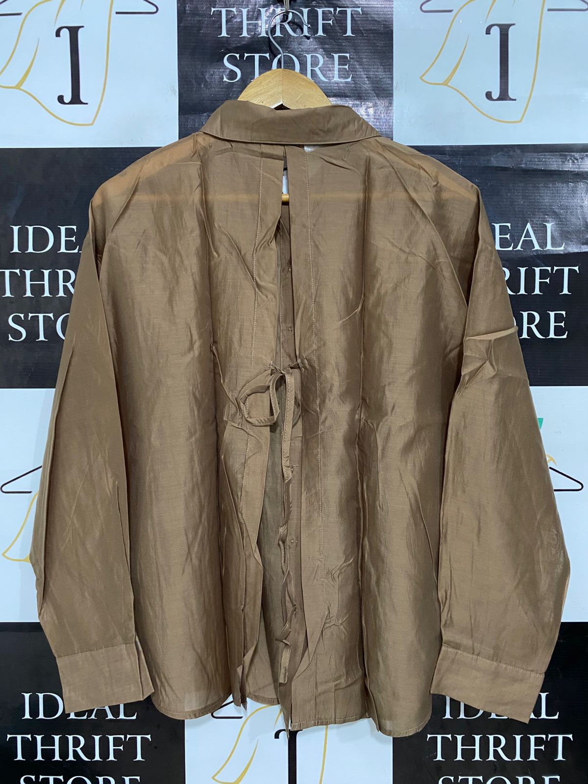DAZY LESS |M| BUST 22| A30| BROWN OVERSIZED BUTTON-DOWN SHIRT