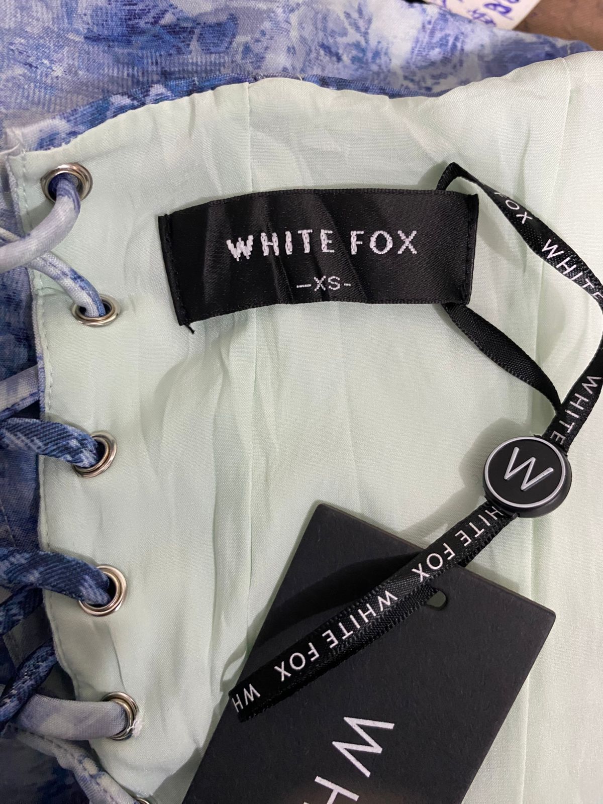 WHITE FOX |XS| BUST 14| A31| BLUE & WHITE TOILE FLORAL STRAPLESS CORSET TOP